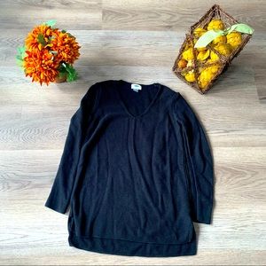 Black V Neck Sweater🖤